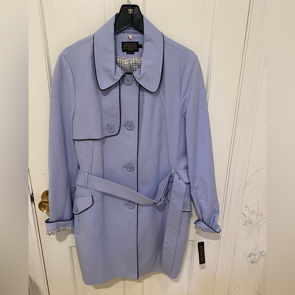Pendleton Women's Lilac Rain Trench Coat NWT
XXL